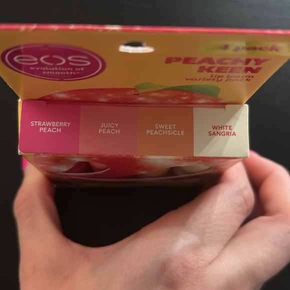 Completely new and unused EOS peachy keen lip balm variety pack - Picture 2 of 4